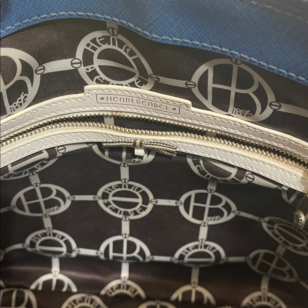Henri Bendel West 57th Satchel in blue saffiano leather - Picture 8 of 12